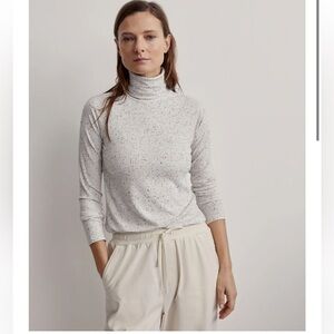 Varley Roya Rollneck Long Sleeve Ribbed Tee- Egret/Black. Size Small